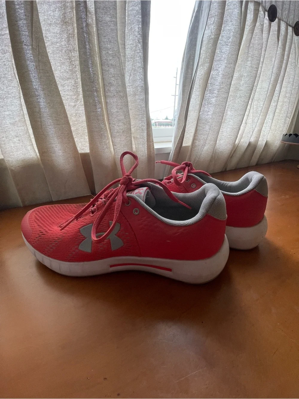 Under Armour Coral/Pink Lightweight Training Sneakers